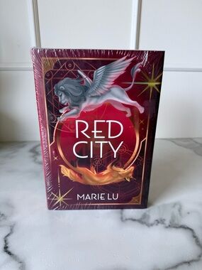 Owlcrate Red City by Marie Lu Signed Special Edition Sprayed Edges